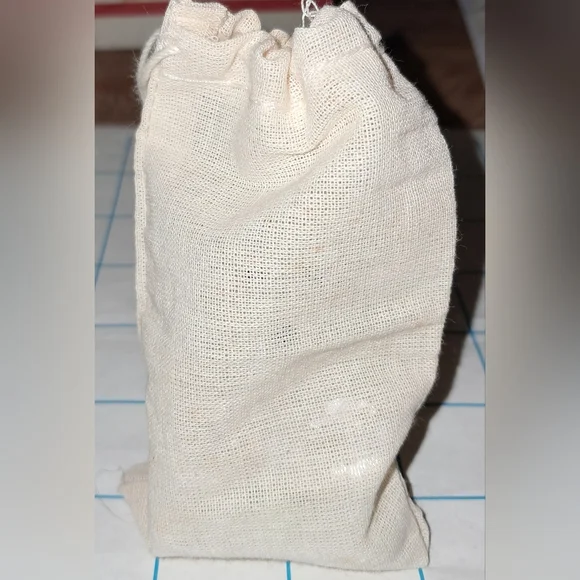 Clear Stone Faceted Bear - Picture 10 of 10